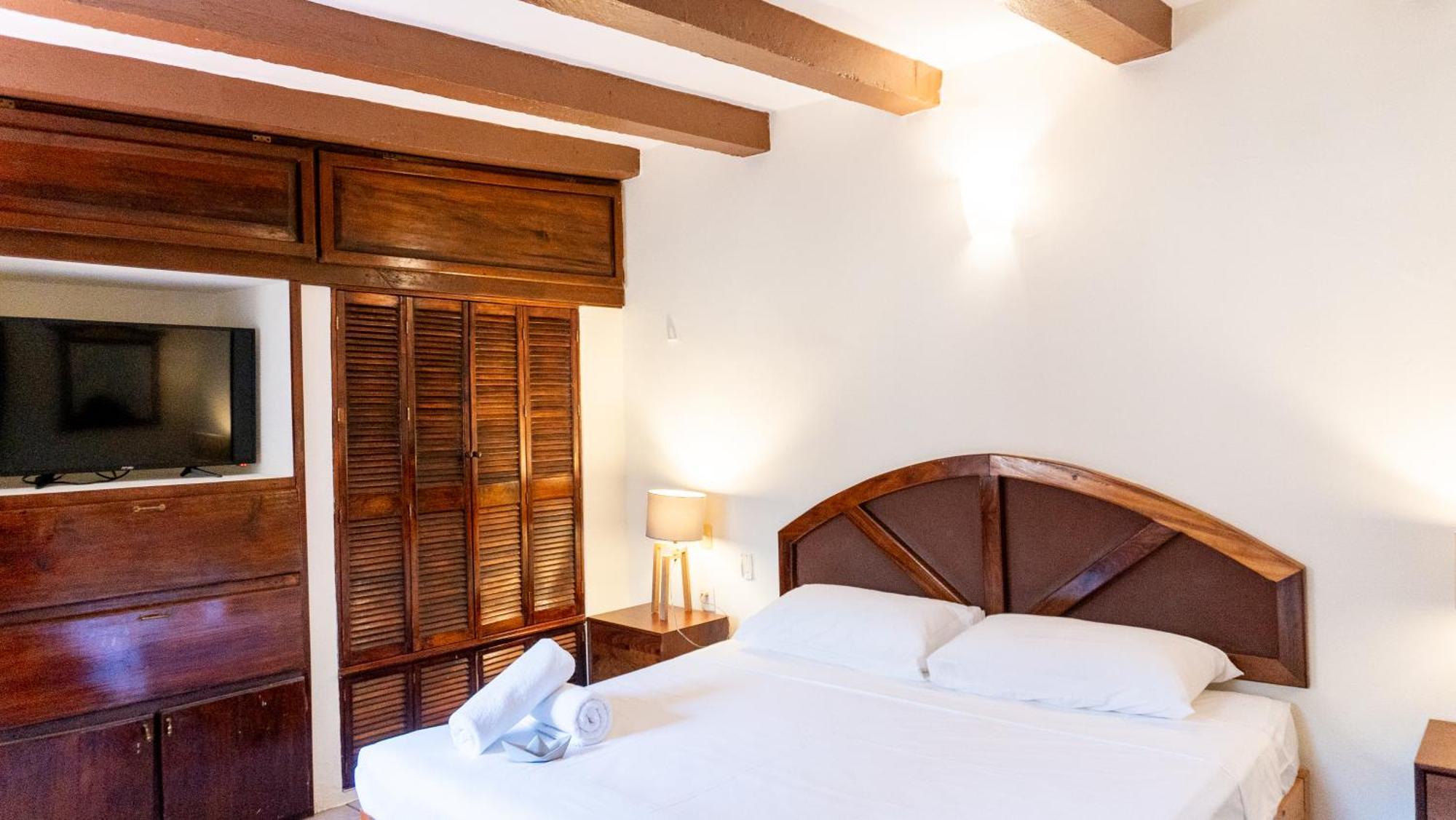 Готель Esencia Puerto Escondido Пуерто-Ескондідо Екстер'єр фото